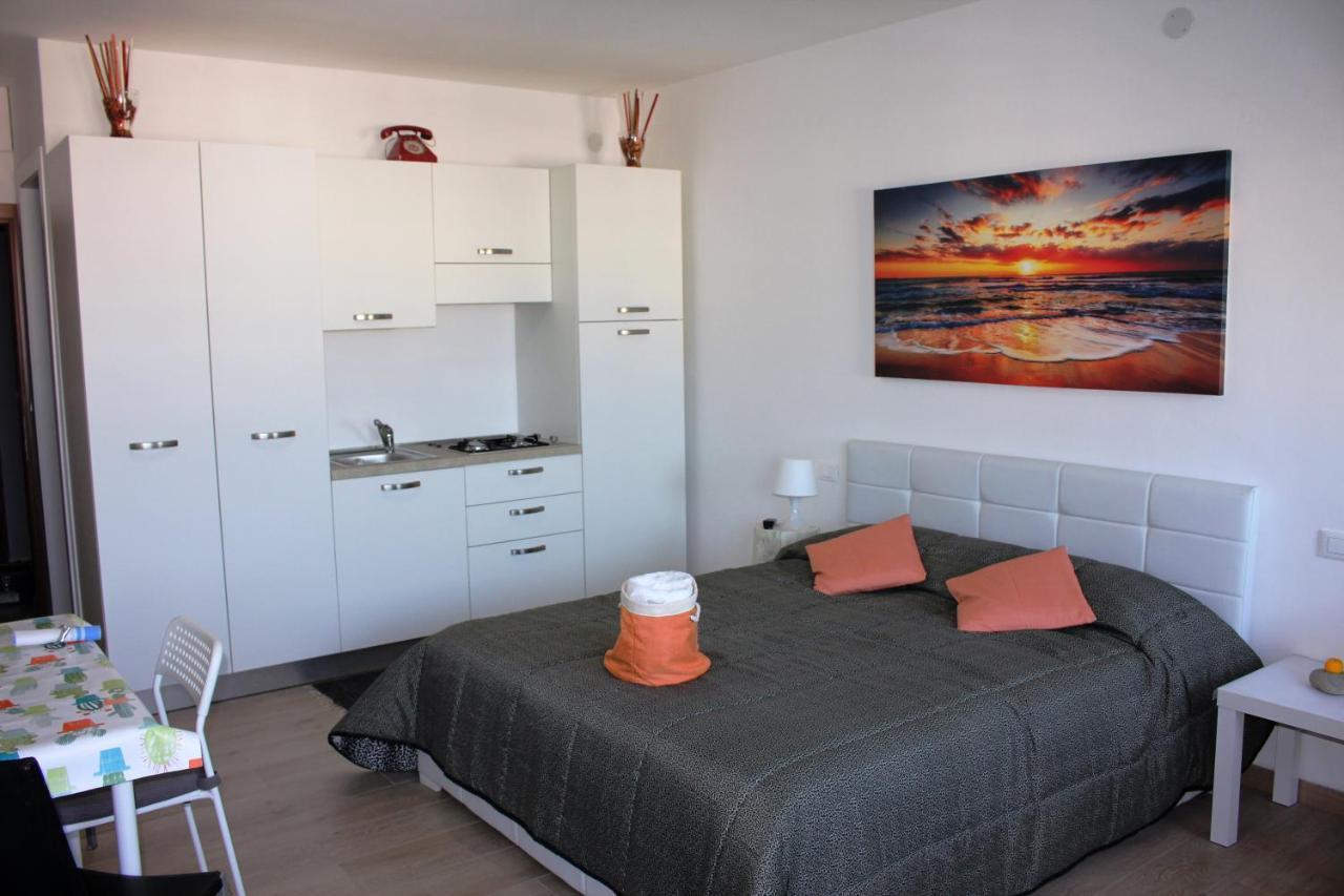 Rosato 3 Sea View Apartment Линьяно-Саббьядоро Экстерьер фото